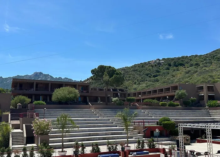 Cugnana Vacanze Апартаменты *