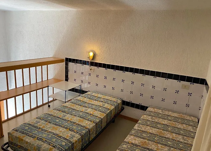 Cugnana Vacanze Апартаменты *